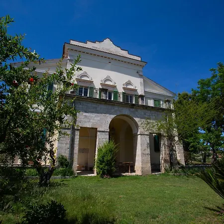 Entire Private Floor In An 1800S Frescoed Villa With Historic Park - Villa Mastrangelo Colli del Tronto Exterior foto