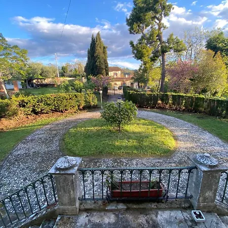Entire Private Floor In An 1800S Frescoed Villa With Historic Park - Villa Mastrangelo Colli del Tronto Exterior foto
